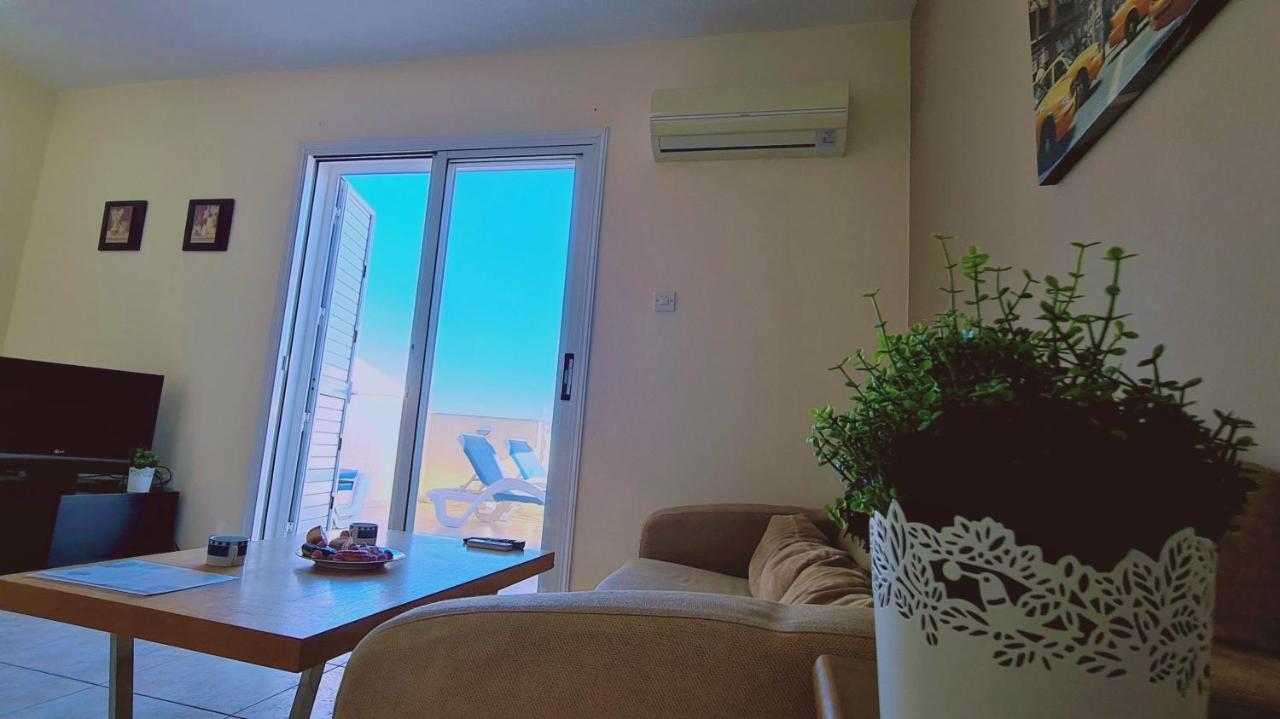 Stay Sunshine Apartment Paralimni Exteriér fotografie
