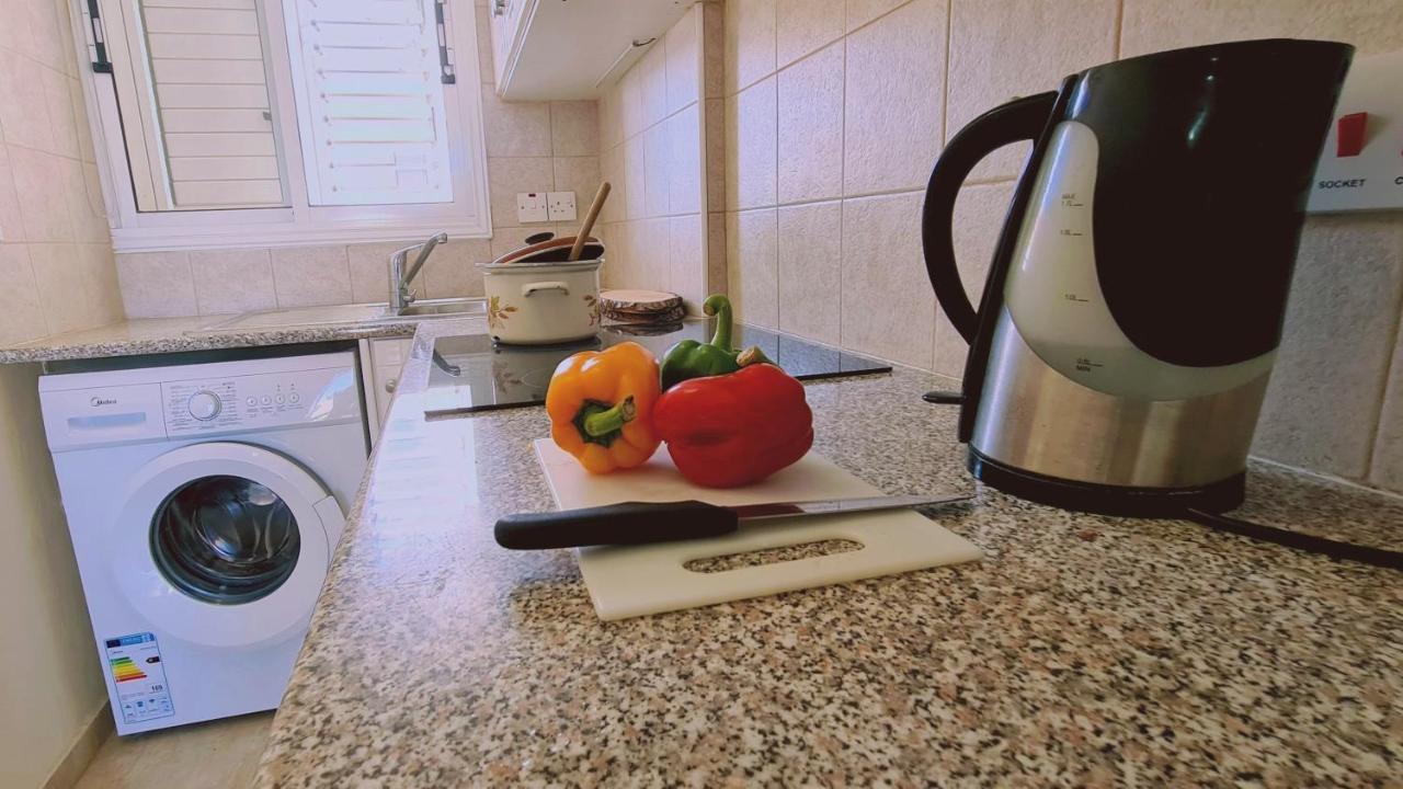 Stay Sunshine Apartment Paralimni Exteriér fotografie