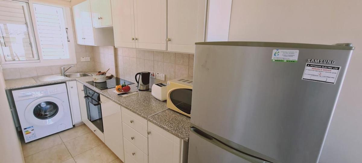 Stay Sunshine Apartment Paralimni Exteriér fotografie